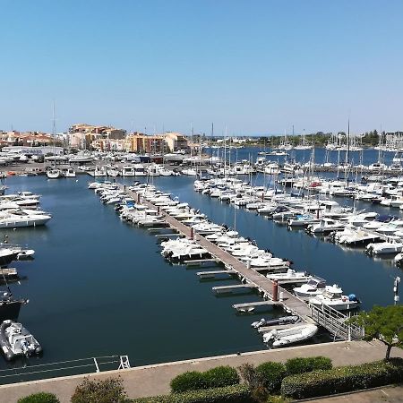 Studio Cabine Vue Port Avec Parking Prive, Piscine, Parc, Boulodrome Agde Ngoại thất bức ảnh